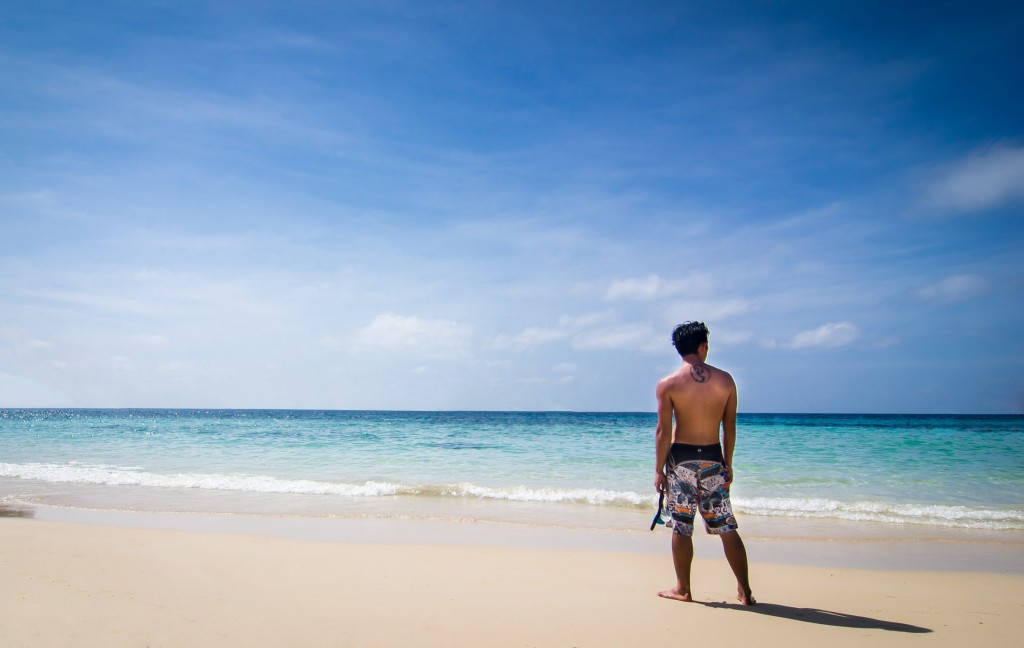 Looking at the ocean by Andy Saiden